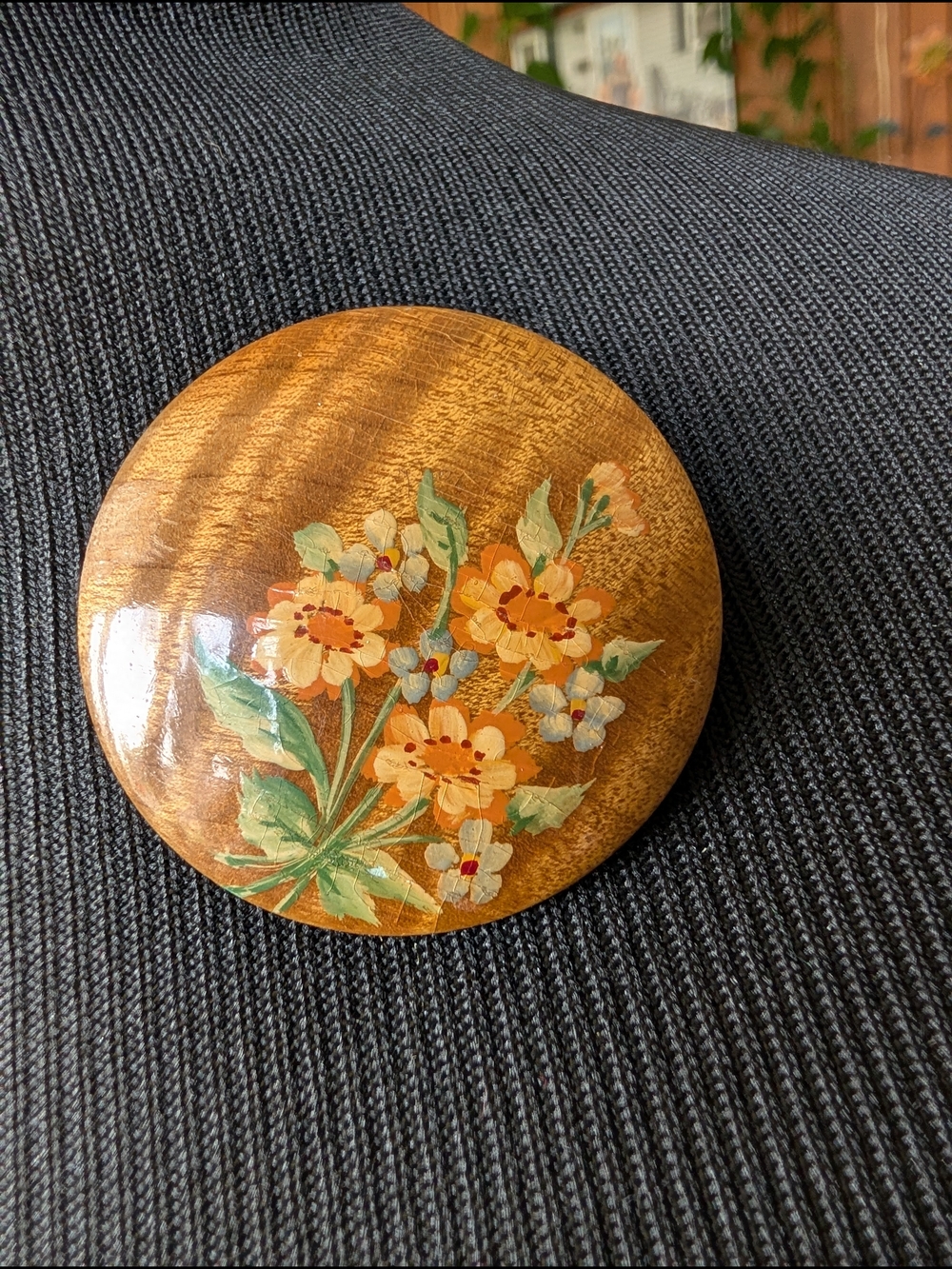 Vintage 1960s Hand Painted Wooden Myrtlewood Brooch Pin Floral 2"